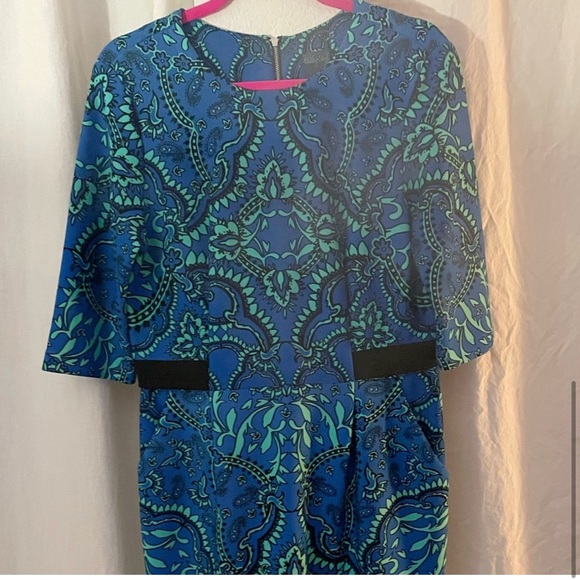 Gabby Skye blue print dress size 12, quarter sleeves, pockets - Picture 3 of 6